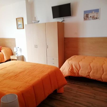 B&B Altamarea Marina di Schiavonea Εξωτερικό φωτογραφία